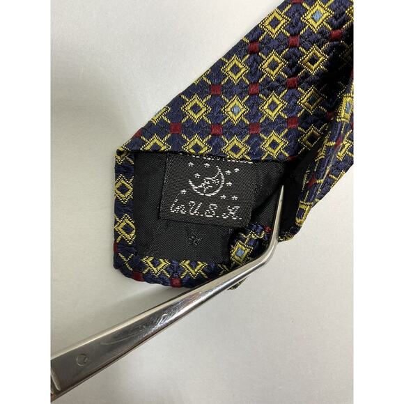 Tachi Taylor New York Classic Silk Tie Geometric Design Sewn Sun Tipping - Picture 9 of 15